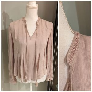 Anthropologie Floreat Womens 2 Mada Swing Top Bead Neck Tassels Beige Hi-Low 126